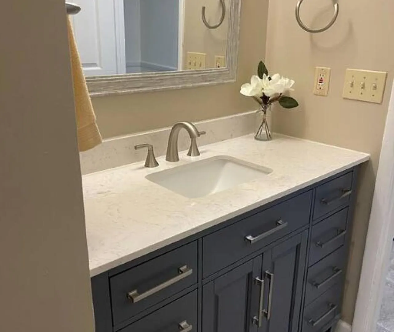Escape To Tranquility In Our Spacious 4-Bedroom Retreat Charlotte 0*,  United States